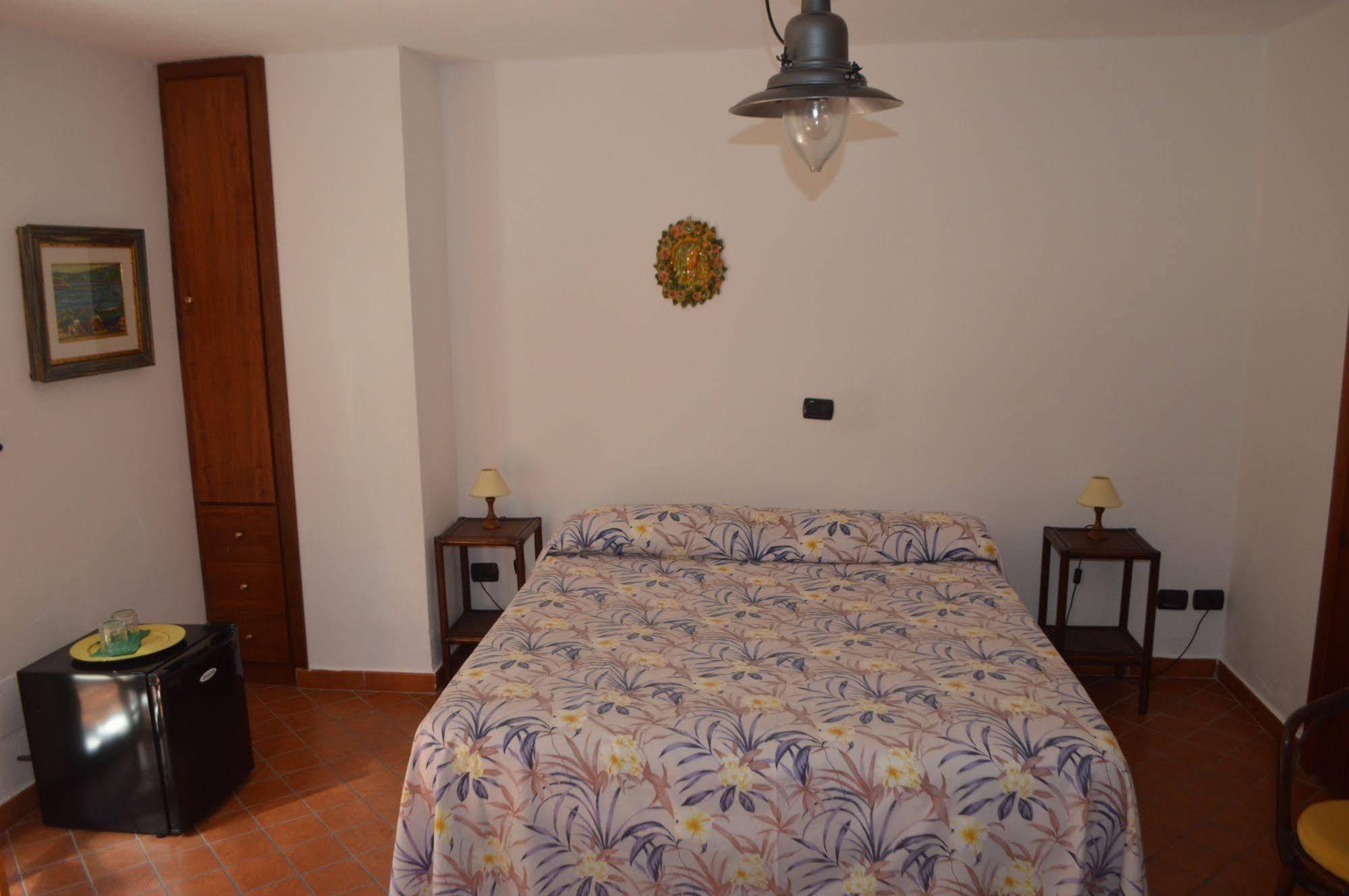 Bed and Breakfast Le Piccole Grotte Scilla Exterior foto